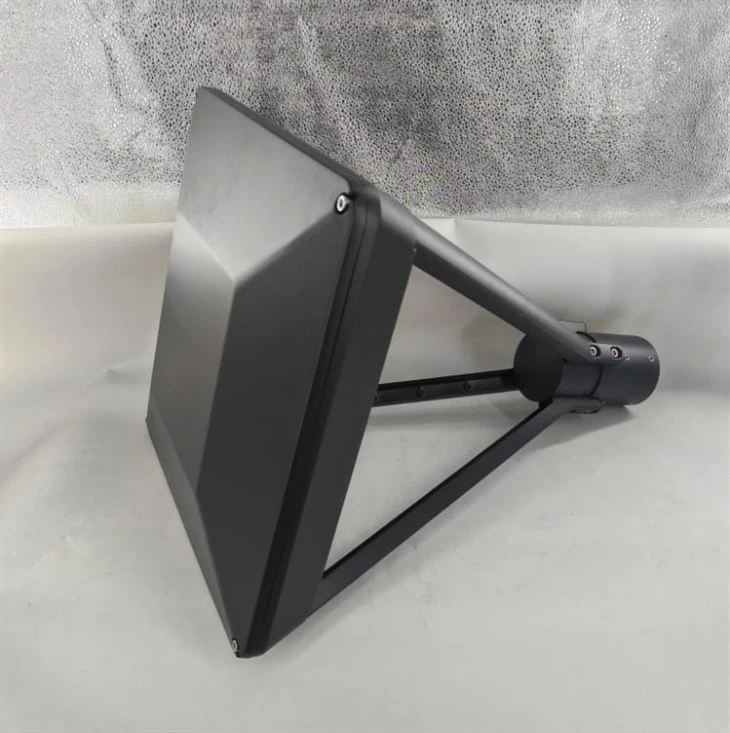 China New Garden An-ti Uv Square Led Post Lights factory